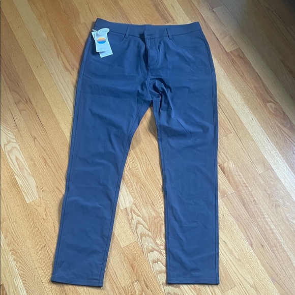 Vuori Mens Meta Pant NWT 34 waist - Picture 2 of 7